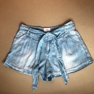 Celebrity Pink Chambray Denim Tie Waist Shorts